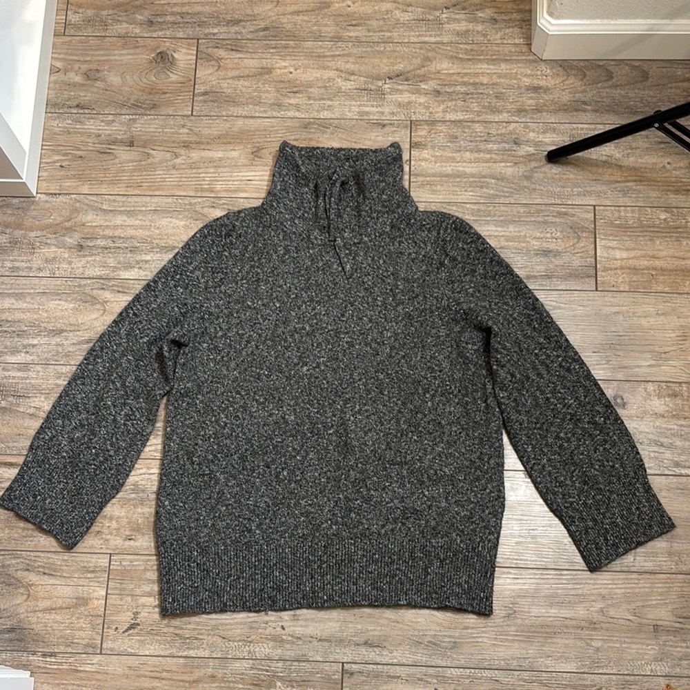 Workshop Republic Women's Gray Sweater Size Large